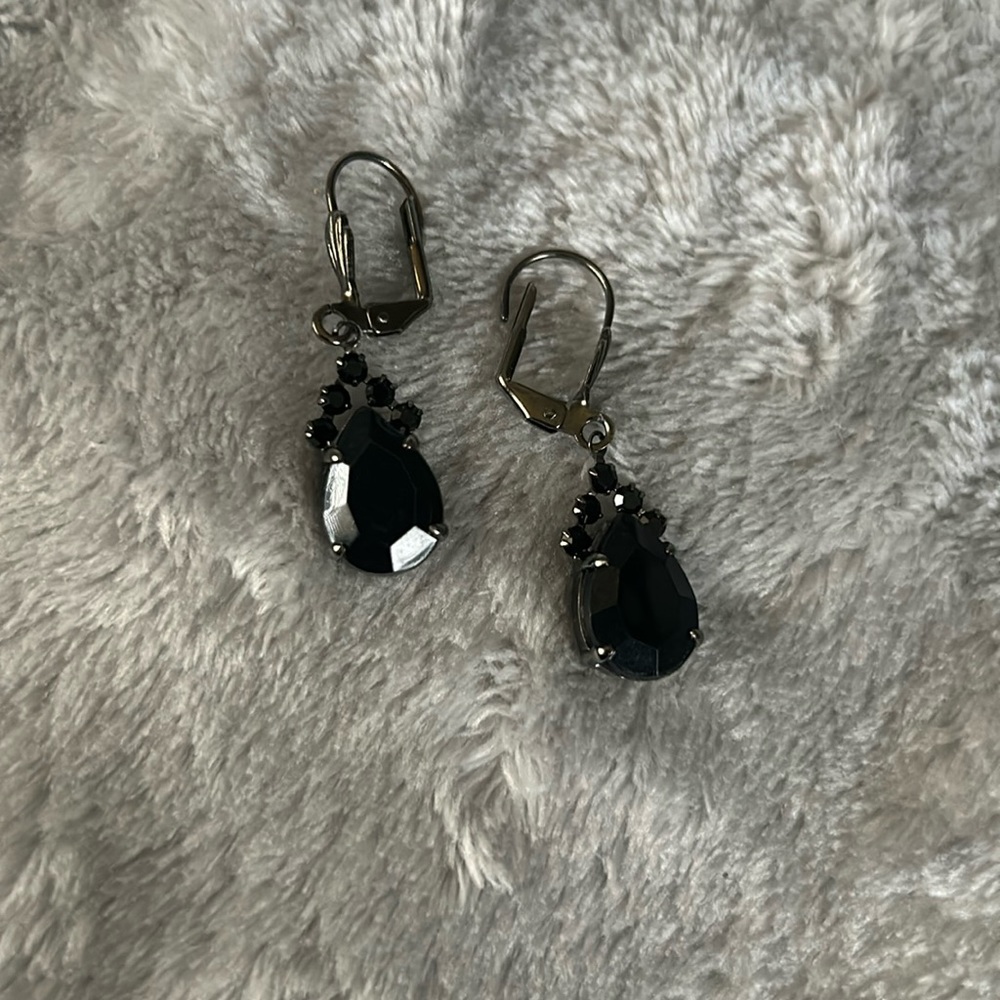 Beautiful black rhinestone